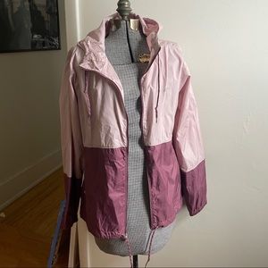 Columbia windbreaker